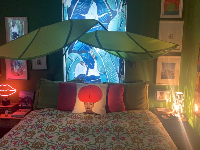 BTS from Photographer Regan Wood's Eclectic Spaces Project